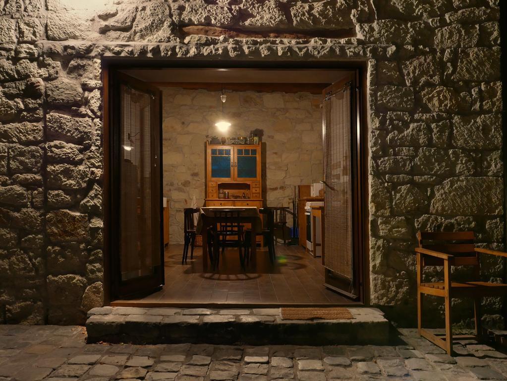 Uragya Vendeghaz Hotel Mad Phòng bức ảnh